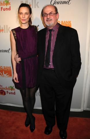 Salman Rushdie - New York - 11-12-2008 - Salman Rushdie e Michael Stipe contribuiscono a ridurre la fame nel mondo