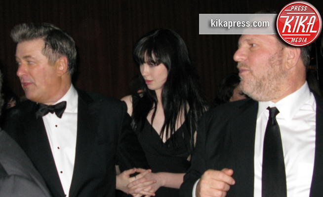 figlia, Harvey Weinstein, Alec Baldwin - Los Angeles - 26-01-2009 - Caso Weinstein, tra Asia Argento e Alec Baldwin volano insulti