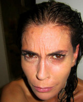 Teri Hatcher - Los Angeles - 12-08-2010 - Teri Hatcher rifiuta il botox e mette su Facebook le sue foto al naturale