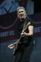 Roger Waters - sunrise - 13-11-2010 - Roger Waters ripropone The Wall a distanza di 30 anni