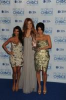 Khloe Kardashian, Kourtney Kardashian, Kim Kardashian - Los Angeles - 05-01-2011 - People's Choice Awards 2011: Gli americani incoronano Eclipse e Keeping Up with the Kardashians