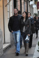 Flavio Montrucchio, Alessia Mancini - Roma - 16-01-2011 - Shopping romano per Alessia Mancini e Flavio Montrucchio