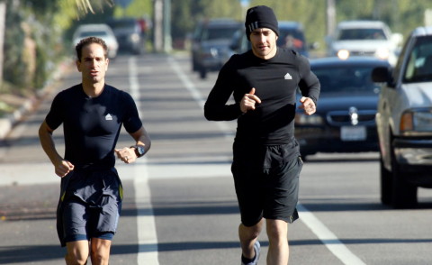 Jake Gyllenhaal - Los Angeles - 04-02-2011 - Star come noi: la pigrizia si combatte con il personal trainer