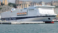 Navi Genova - Genova - 30-03-2011 - I traghetti genovesi sono pronti per arginare l`emergenza profughi a Lampedusa