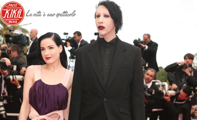 Marilyn Manson, Dita Von Teese - Cannes - 21-05-2006 - Mostro Marilyn Manson? Dita Von Teese lo difende