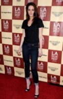 Kristen Stewart - Los Angeles - 21-06-2011 - I tre protagonisti di Twilight lasceranno le impronte davanti al Chinese Theatre