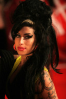 Amy Winehouse - Londra - 26-10-2011 - Il vestito di Amy Winehouse per Back to black all’asta per 67 mila dollari