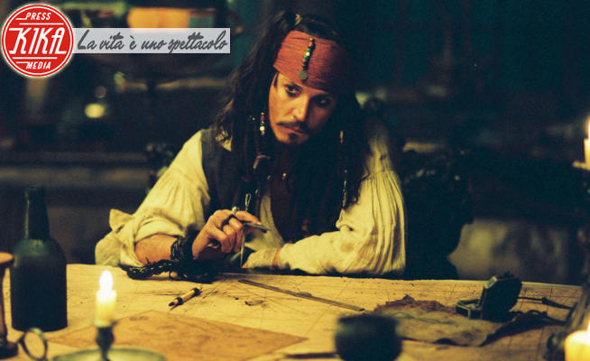 Johnny Depp - 30-03-2012 - Johnny Depp tentenna, 300 milioni per tornare Jack Sparrow