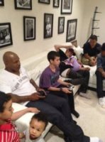 Justin Bieber, Mike Tyson - Los Angeles - 28-05-2012 - Cosa fa Justin Bieber a casa di Mike Tyson?