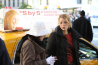 Blake Lively - New York - 26-10-2011 - Blake Lively si prepara alla fine di Gossip girl