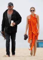 AnnaLynne McCord, Dominic Purcell - Los Angeles - 27-08-2012 - Annalynne McCord e Dominic Purcell, la bella e la bestia
