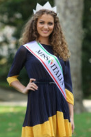 Giusy Buscemi - Montecatini - 11-09-2012 - Giusy Buscemi posa da novella Miss Italia per i fotografi