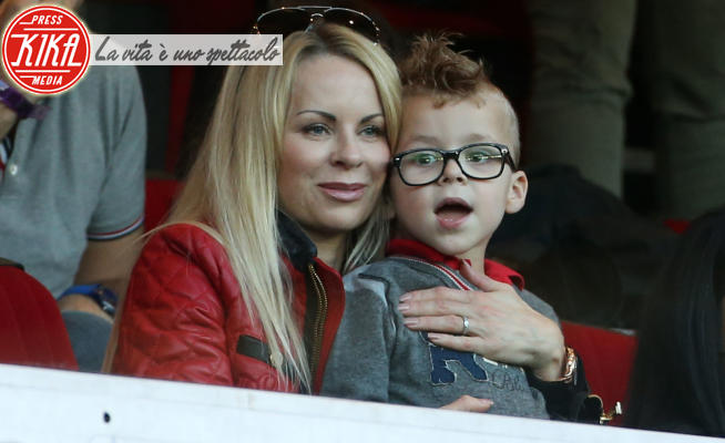 Vincent Ibrahimovic, Helena Seger - Parigi - 04-12-2012 - Ibrahimovic espulso, il figlio Vincent si arrabbia in tribuna