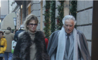 Dalila Di Lazzaro - Milano - 05-12-2012 - Dalila Di Lazzaro: passeggiata 