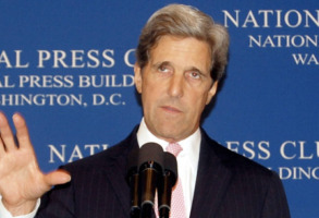 John Kerry - Washington - 25-02-2008 - John Kerry e' il nuovo Segretario di Stato americano