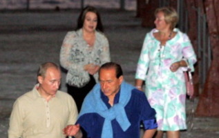 Veronica Lario, Vladimir Putin, Silvio Berlusconi - 28-08-2005 - Divorzio mio quanto mi costi!