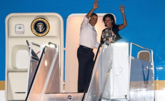 Michelle Obama, Barack Obama - Honolulu - 05-01-2013 - Obama torna a Washington, è finita la vacanza 