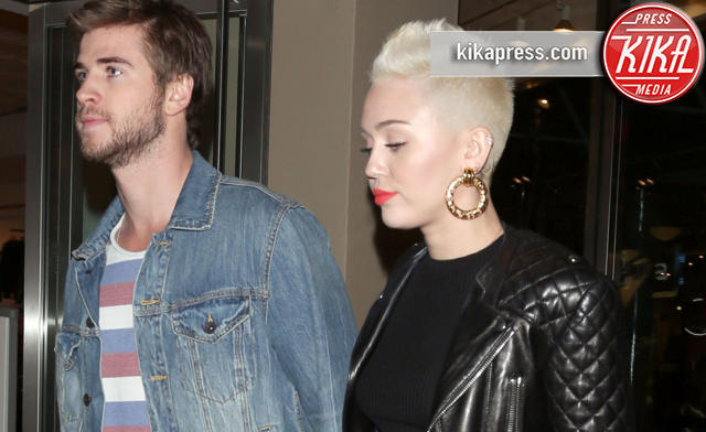Liam Hemsworth, Miley Cyrus - Los Angeles - 08-01-2013 - Miley Cyrus e Liam Hemsworth sono tornati insieme