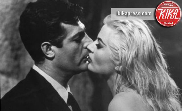 La Dolce Vita - La giornata mondiale del bacio, ecco quelli più belli del cinema