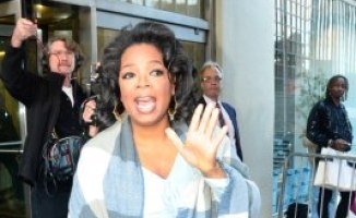 Oprah Winfrey - New York - 03-04-2012 - Oprah Winfrey intervista la madre di Whitney Houston, Cissy