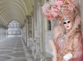 Carnevale di Venezia - Venezia - 06-02-2013 - Continua il Carnevale di Venezia con la sua sfilata di maschere