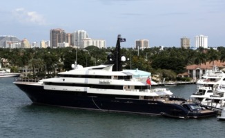 Steven Spielberg - Fort Lauderdale - 16-02-2013 - Steven Spielberg affitta yacht: costa $1.3M alla settimana