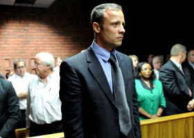 Reeva Steenkamp, Oscar Pistorius - Pretoria - 20-02-2013 - Oscar Pistorius shock: la condanna raddoppia