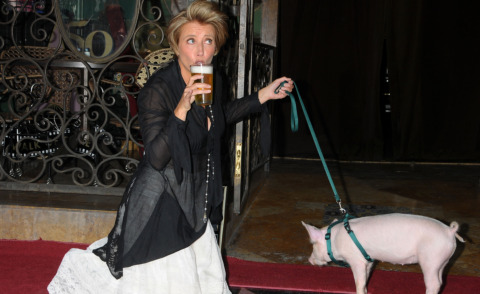 Emma Thompson - Los Angeles - 06-08-2010 - Il maialino da compagnia è la nuova moda delle star