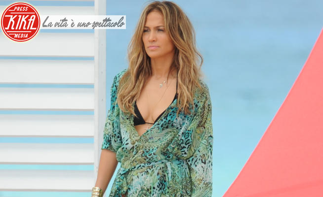 Jennifer Lopez - Fort Lauderdale - 05-05-2013 - Estate 2021: i copricostume più amati dalle star
