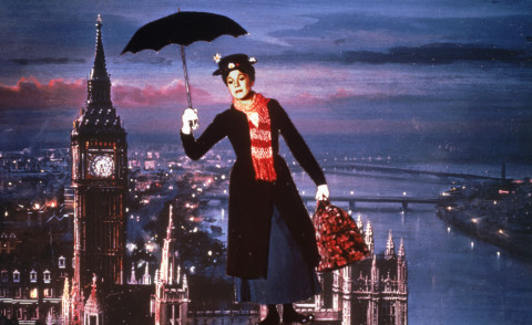 Mary Poppins, Julie Andrews - Hollywood - 27-09-1964 - Vento dall'est, la nebbia è là: Mary Poppins sta per tornar!