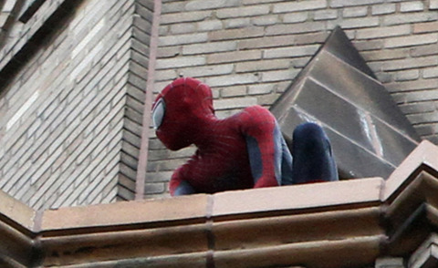 Andrew Garfield - New York - 28-05-2013 - The Amazing Spiderman 2, un superoe sui tetti di New York