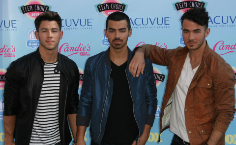 Jonas Brothers, Nick Jonas, Joe Jonas, Kevin Jonas - Los Angeles - 11-08-2013 - La maledizione delle boyband colpisce anche i Jonas Brothers