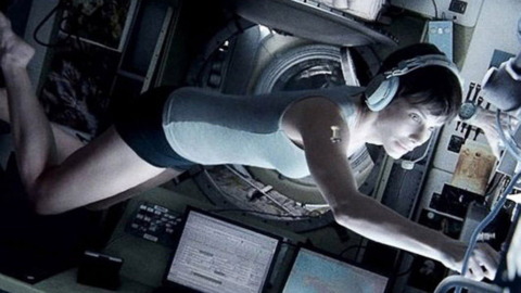 Sandra Bullock - Los Angeles - 28-08-2013 - Volata Oscar 2014: Sandra Bullock sfida la gravità per l'Oscar