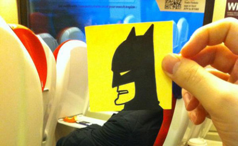 October Jones - 07-02-2014 - Spiderman e Batman viaggiano sul treno con October Jones