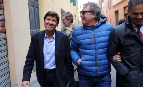 Enzo Iacchetti, Gianni Morandi - Bologna - 28-02-2014 - Gianni Morandi: Enzo, ridi pure ma mi devi un milione di euro