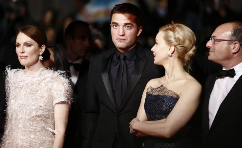 Sarah Gadon, Robert Pattinson, Julianne Moore - Cannes - 19-05-2014 - Cannes 2014: per la rinascita, Pattinson consulta le stelle