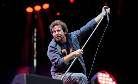 Pearl Jam, Eddie Vedder - Milano - 20-06-2014 - In 60mila a San Siro per il concerto dei Pearl Jam