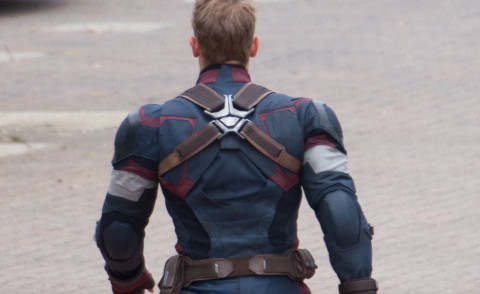 controfigura - Londra - 23-06-2014 - Avengers 2: ma quello non è il vero Captain America!