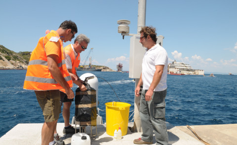 Costa Concordia - Isola del Giglio - 16-07-2014 - Concordia: il rigalleggiamento non infuisce sull'inquinamento