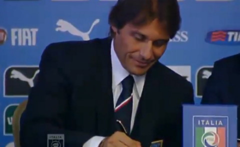 Antonio Conte - Roma - 19-08-2014 - Antonio Conte nuovo CT dell'Italia: ecco la firma