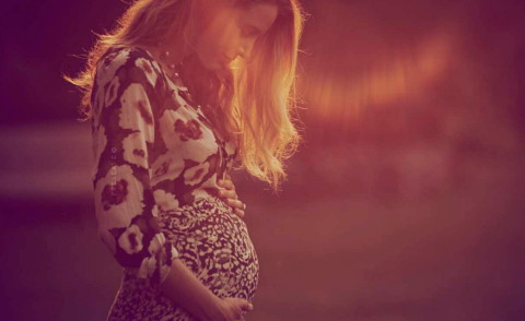 Blake Lively - Los Angeles - 06-10-2014 - Blake Lively è incinta: ecco la foto del pancione