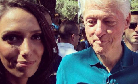 Ari'elle Avdali, Bill Clinton - Los Angeles - 26-11-2014 - Il lupo perde il pelo ma non il vizio: Bill Clinton cosa guardi?