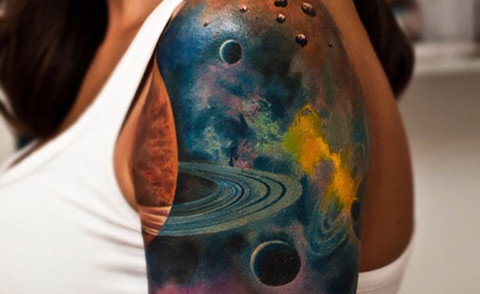 tatuaggio - Los Angeles - 20-12-2014 - Il tatuaggio valica le frontiere del cosmo