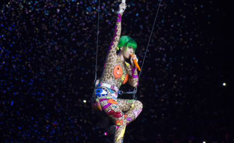 Katy Perry - Milano - 21-02-2015 - Tutti i colori di Katy Perry al Forum di Assago