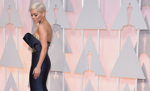 Rita Ora - Hollywood - 22-02-2015 - Oscar 2015: la bellezza colpisce alle spalle