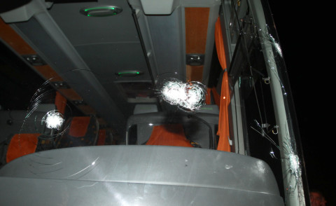 pullman Fenerbache - Arakli - 04-04-2015 - Terrore in Turchia: spari al bus del Fenerbache, grave l'autista