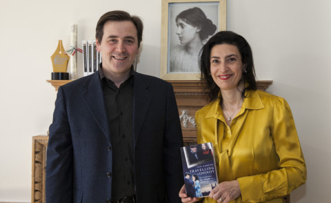 Elisabetta Minervini, Alessandro Gallenzi - Londra - 31-03-2015 - Stephen Hawking, la sua storia nel libro 