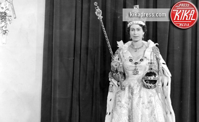 Incoronazione, Regina Elisabetta II - Londra - 02-06-1953 - Regina Elisabetta II, 65 anni con la corona