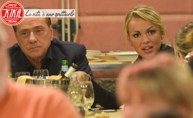 Francesca Pascale, Silvio Berlusconi - Portofino - 10-05-2015 - Francesca Pascale, da sempre in lotta per i diritti civili