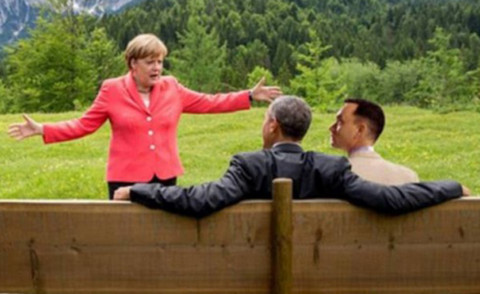 Angela Merkel, Barack Obama - Krun - 10-06-2015 - Angela Merkel, Barack Obama e le Alpi: la foto diventa un meme